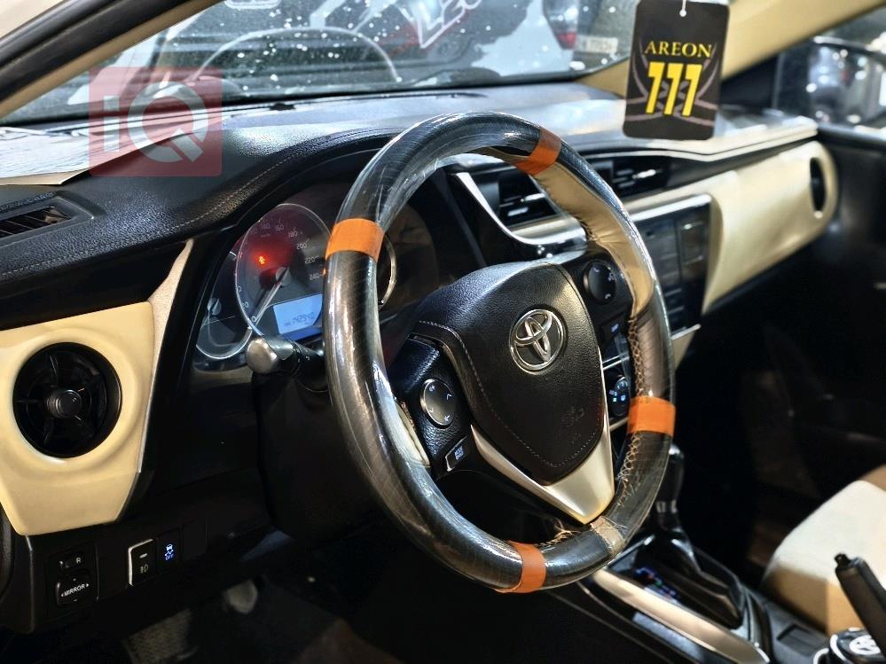 تويوتا كورولا